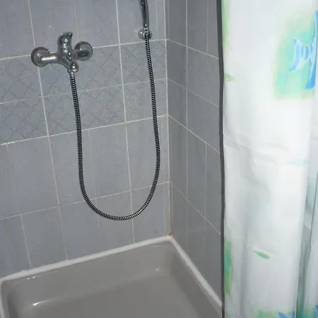 Neva Apartman *
