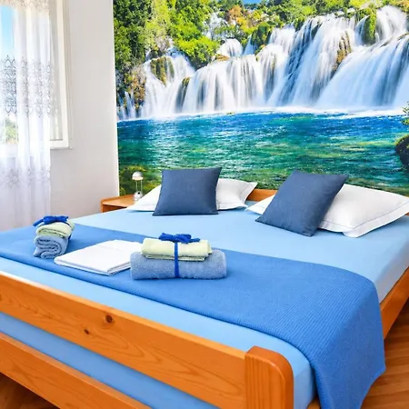 Neva Apartmán Primošten