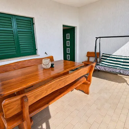 Neva Apartmán Primošten